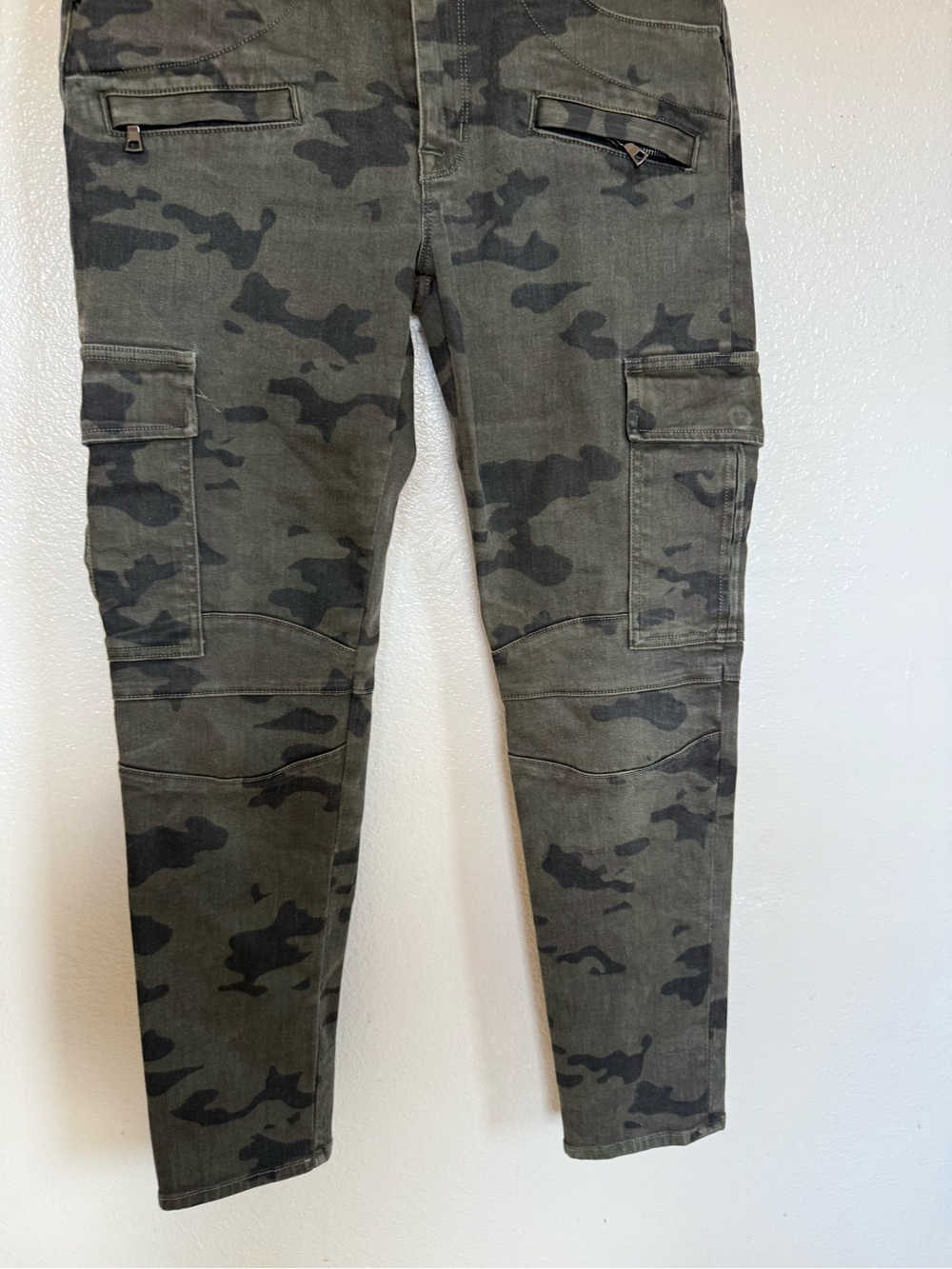 Hudson Colby Ankle Cargo skinny Camouflage Print Jeans Size 30 - Picture 4 of 11